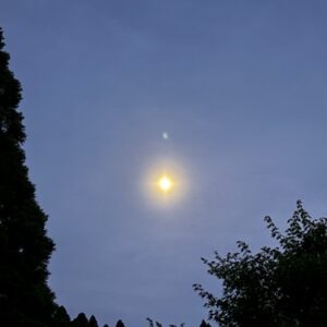 明けない夜はない